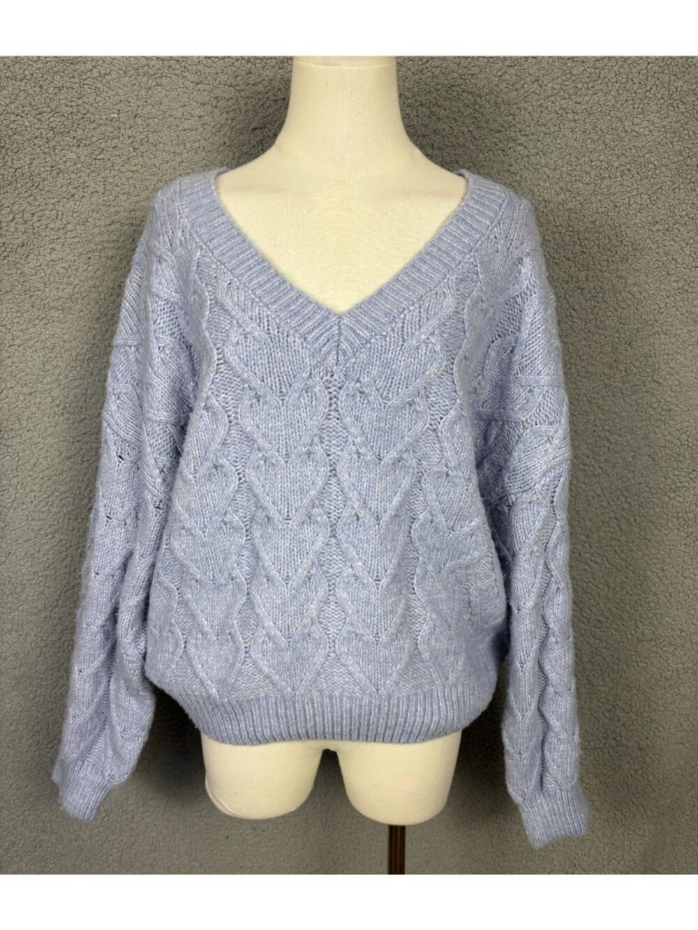 Hippie Rose Women's Juniors' Heart Cable-Knit V-Neck Sweater-Frozen Peri XL NWT
